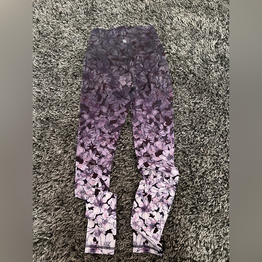 Lululemon leggings size 4